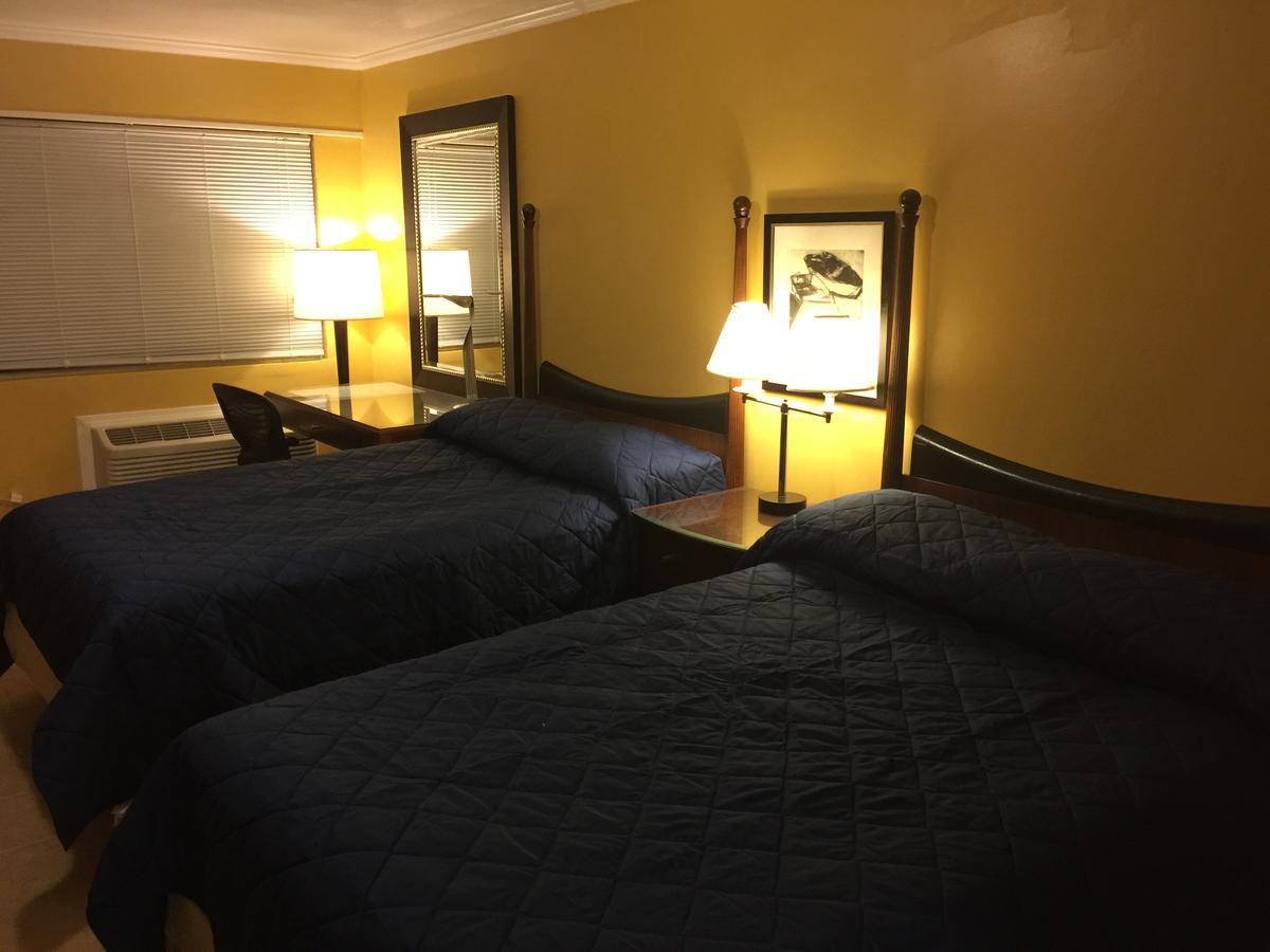 Dragon Inn & Suites Fayette Екстер'єр фото
